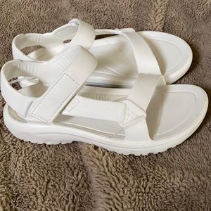 TEVA hurricane Drift water friendly